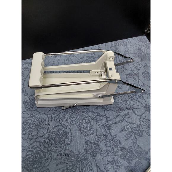 Progressive Prepworks Deluxe Potato Cutter Stainless model GPC3664 New - Picture 4 of 5